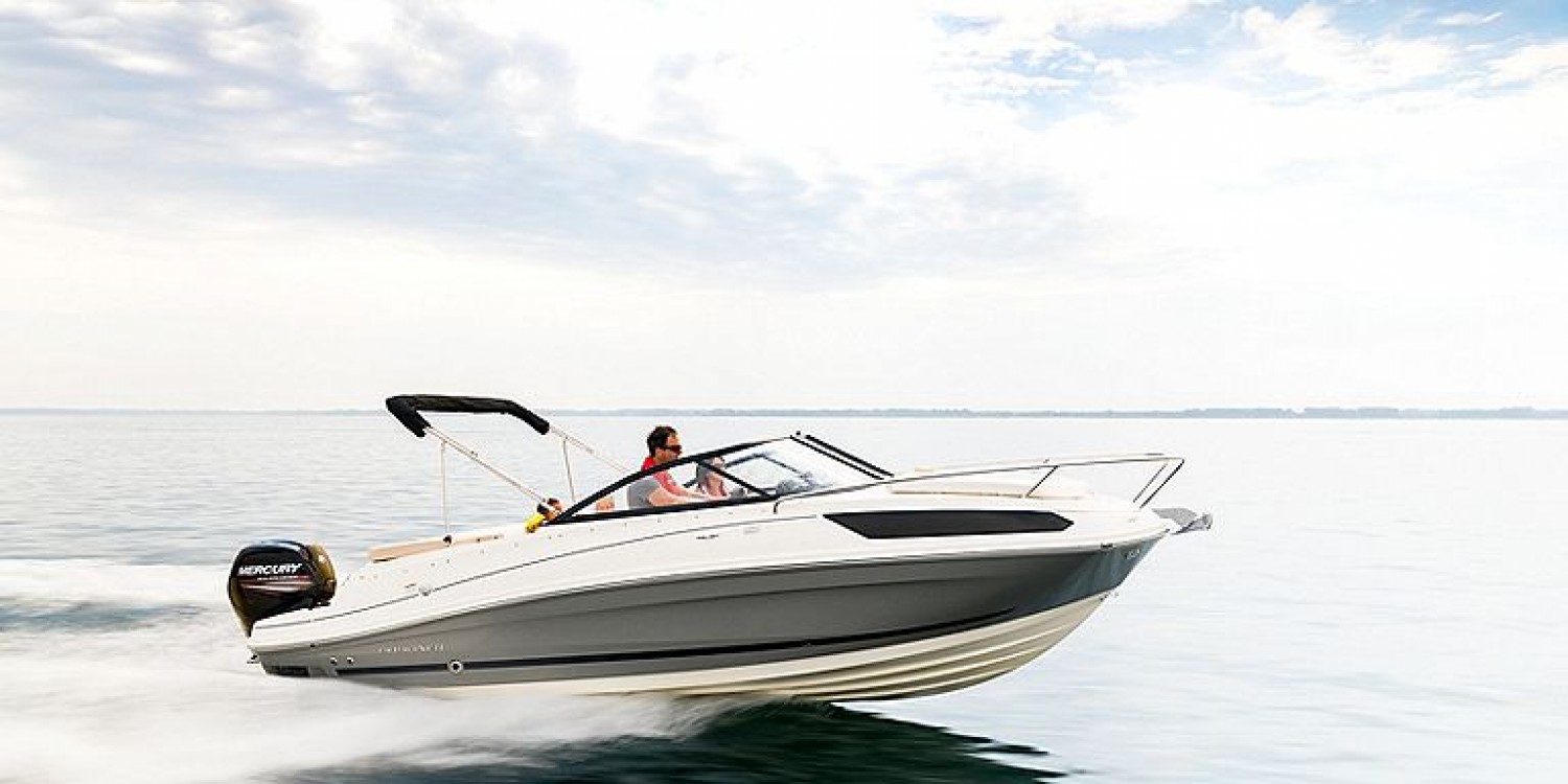 slider 1 Bayliner VR5 Cuddy OB